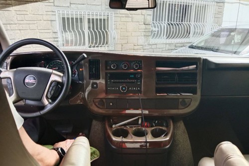 2nd Hand 2008 GMC Savana Explorer Limited SE