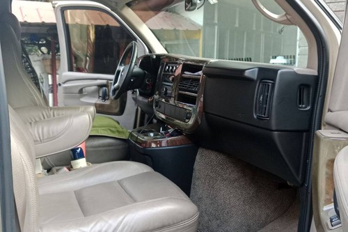 Used 2008 GMC Savana Explorer Limited SE