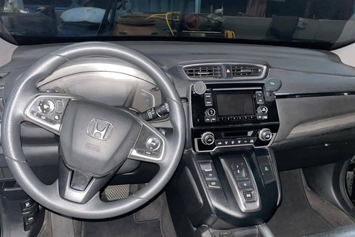 Second hand 2017 Honda CR-V 1.5 V Turbo CVT 