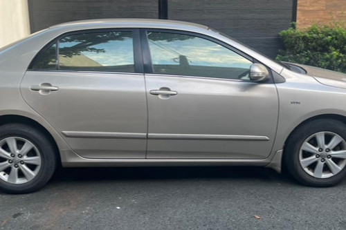 Second hand 2010 Toyota Corolla Altis 1.6 G AT 