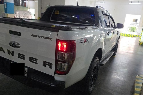 Old 2019 Ford Ranger 2.0L Turbo Wildtrak 4x2 AT