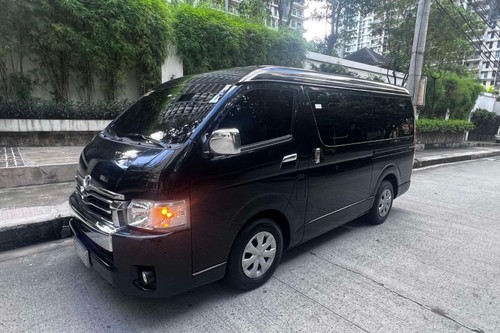 Used 2017 Toyota Hiace 3.0 Super Grandia AT