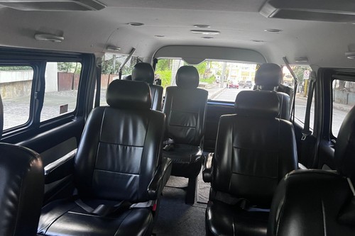 Second hand 2017 Toyota Hiace 3.0 Super Grandia AT 