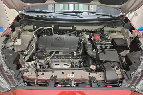 Old 2025 Toyota Yaris Cross 1.5L V CVT