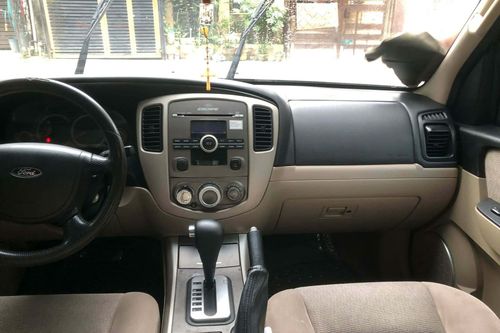 2nd Hand 2012 Ford Escape 2.3L XLS AT