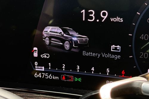 Second hand 2022 Cadillac Escalade ESV Platinum 