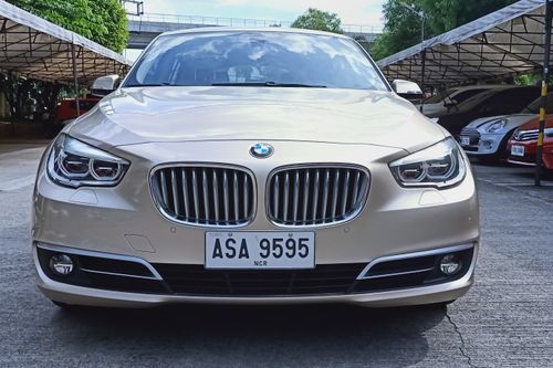 Second hand 2015 BMW 5 Series Gran Turismo 520d 