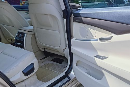 Used 2015 BMW 5 Series Gran Turismo 520d