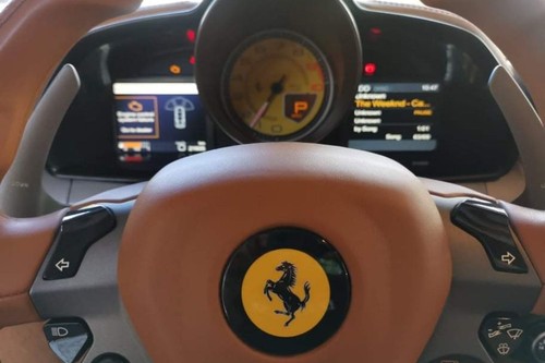 Old 2011 Ferrari 458 Italia V8 4.5 L