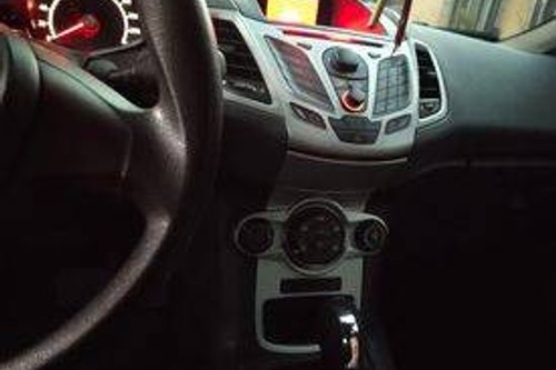 Old 2011 Ford Fiesta Hatchback 1.6L Trend AT