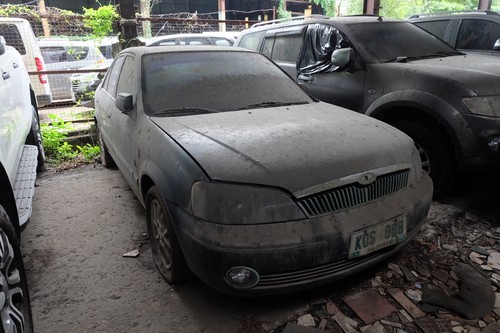 Second hand 2002 Ford Lynx 1.6 Ghia MT 