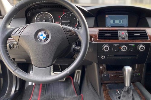 Used 2009 BMW 5 Series Sedan 520d