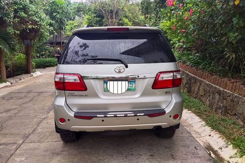 Old 2010 Toyota Fortuner 2.4 G Diesel 4x2 AT