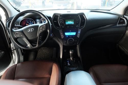 Used 2014 Hyundai Grand Santa Fe 2.2 6AT 4WD Premium