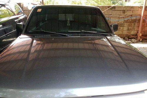 Second hand 2011 Nissan Frontier 2.7L Bravado MT 