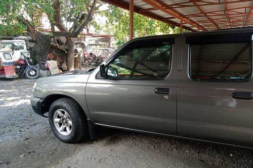 Used 2011 Nissan Frontier 2.7L Bravado MT