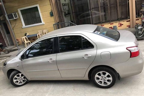 Second hand 2013 Toyota Vios 1.3L E MT 