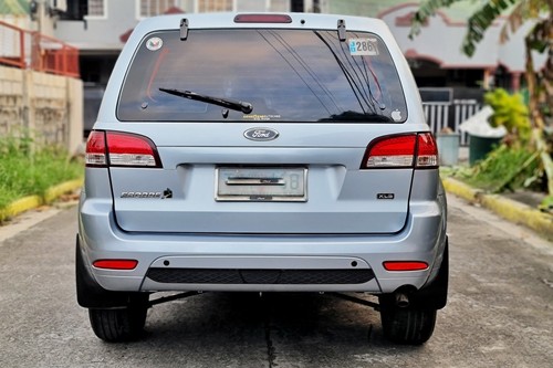 Second hand 2011 Ford Escape 2.3L XLS AT 