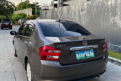 Old 2013 Honda City 1.3L S AT