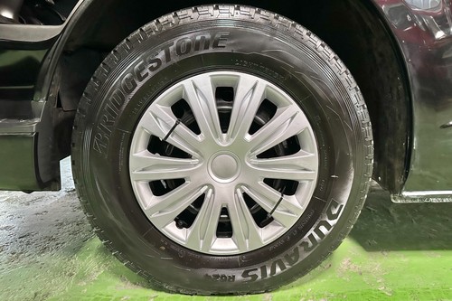 Used 2007 Toyota Hiace 2.5 GL Grandia MT