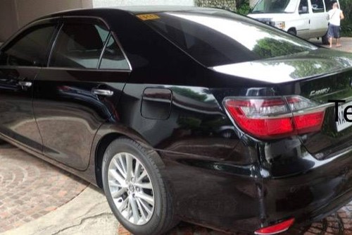 Second hand 2018 Toyota Camry 2.5V 