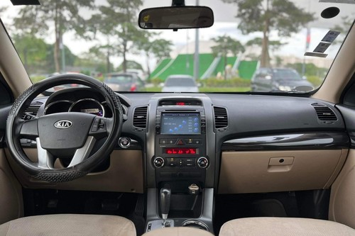 Old 2013 Kia Sorento 2.2L EX CRDi AWD AT