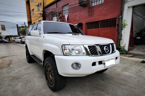 Second hand 2012 Nissan Patrol Super Safari 3.0L Super Safari AT 