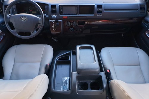 Used 2019 Toyota Hiace LXV Super Grandia 3.0 LXV A/T