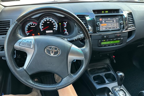 2nd Hand 2015 Toyota Fortuner Gas AT 4x2 2.7 G