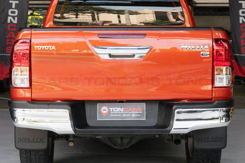 Old 2019 Toyota Hilux 2.4 G DSL 4x2 M/T