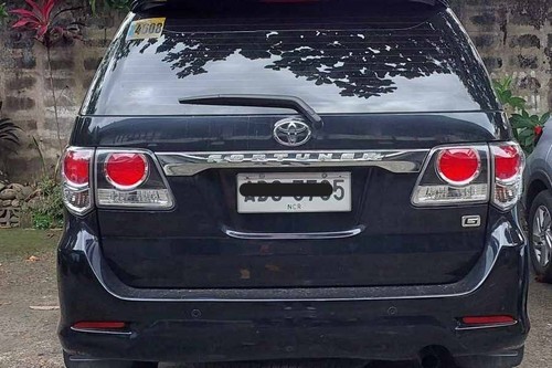 Old 2015 Toyota Fortuner 2.4 G Diesel 4x2 MT