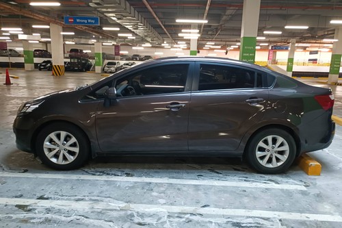 2nd Hand 2015 Kia Rio Hatchback 1.4L EX MT