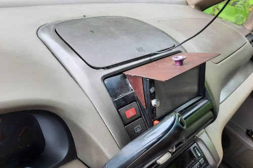 Used 2002 Nissan Serena 2.0L QR-V R AT