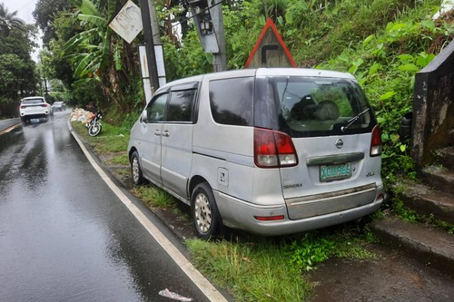 Used 2002 Nissan Serena 2.0L QR-V R AT