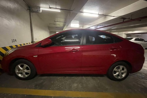 Old 2011 Hyundai Accent 1.4 GL 6AT