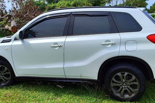Second hand 2018 Suzuki Vitara GL Plus AT 