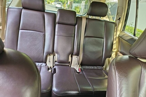 Old 2010 Toyota Land Cruiser Prado 3.0L Diesel AT