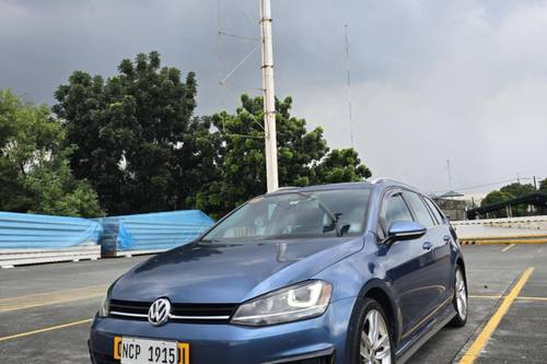 Used 2017 Volkswagen Golf GTS