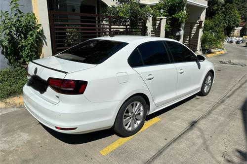 2nd Hand 2016 Volkswagen Jetta 1.6L AT