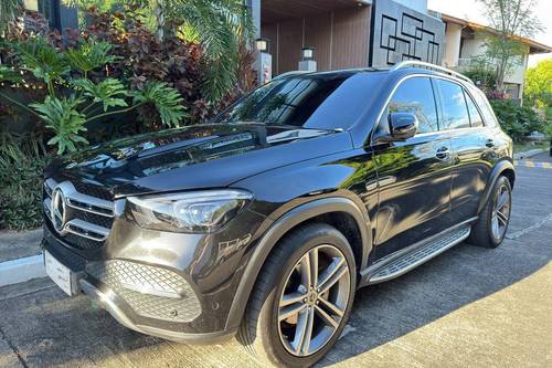 Second hand 2023 Mercedes-Benz GLE-Class 300d 4Matic 