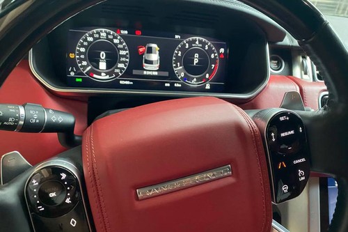 Second hand 2022 Land Rover Range Rover Vogue 3.0L AT 