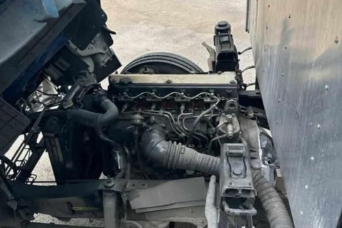 2nd Hand 2018 Isuzu QKR77 Tilt 3.0L Aluminum Van