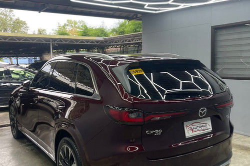 Old 2023 Mazda CX-90 3.3L AWD HEV Turbo Exclusive
