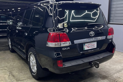 Second hand 2012 Toyota Land Cruiser 200 4.5L GX.R AT 