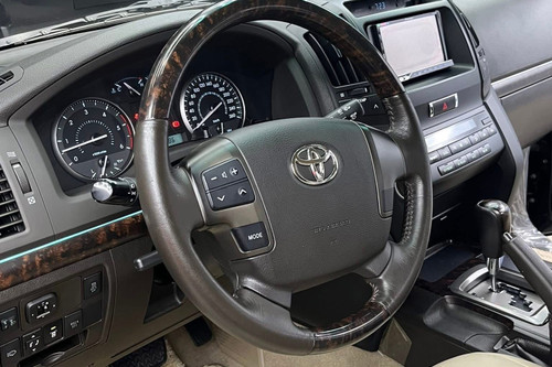 Used 2012 Toyota Land Cruiser 200 4.5L GX.R AT