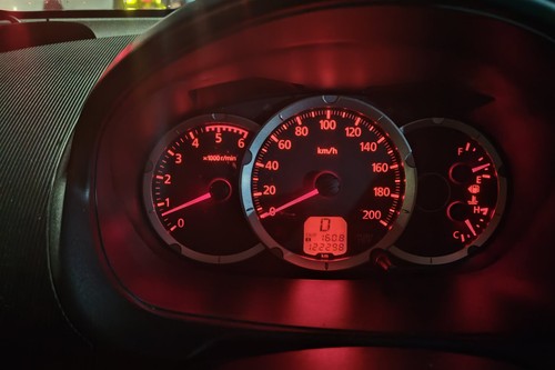 2nd Hand 2025 Mitsubishi Strada 2.5 GLX AT