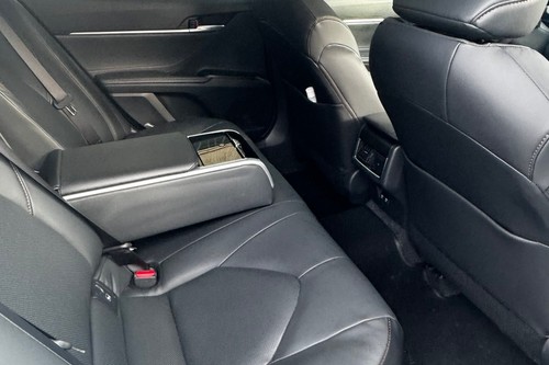 Old 2023 Toyota Camry 2.5L Hybrid