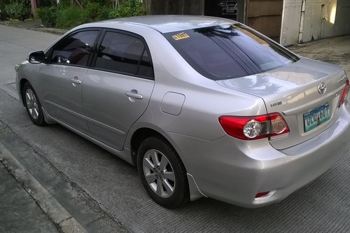 Used 2013 Toyota Corolla Altis 1.6 E MT