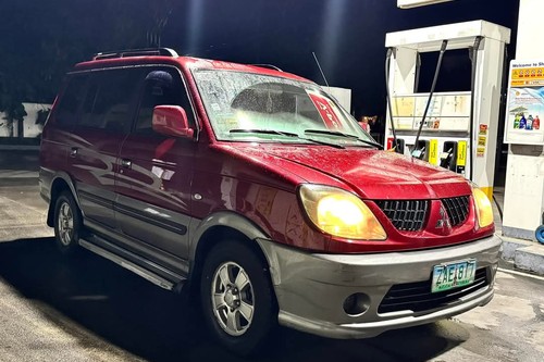 2008 Mitsubishi Adventure