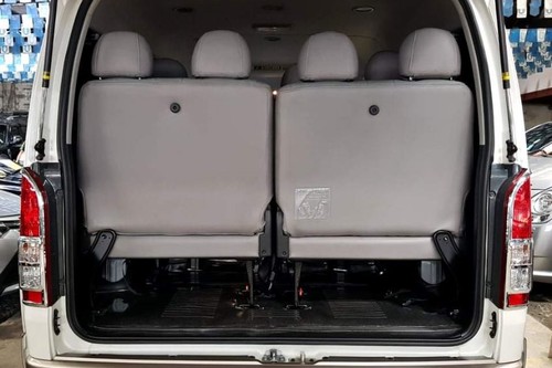 Used 2016 Toyota Hiace 2.5 L Super Grandia AT